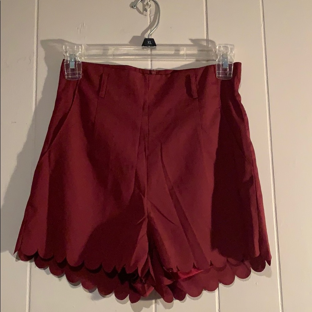 Cute Maroon High Waisted Shorts⭐️